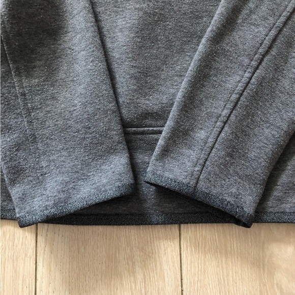 Mountain Hardwear Collar Zip Hiking Top Size XS - Picture 12 of 12